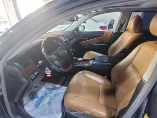 لكزس LS 2010