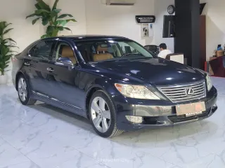 لكزس LS 2010