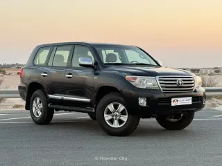 تويوتا لاند كروزر VXR 2012