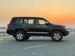تويوتا لاند كروزر VXR 2012