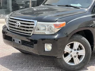 Toyota Land Cruiser VXR 2011