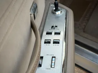 Ford Crown 1987