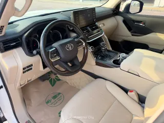 Toyota Land Cruiser GXR 2023 — Mawater City