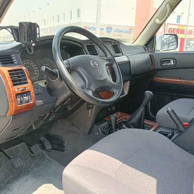 2017 Nissan Safari