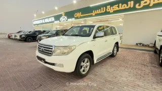 تويوتا لاند كروزر VXR 2010 — Mawater City