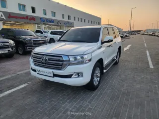 Toyota Land Cruiser VXR 2016 — Mawater City
