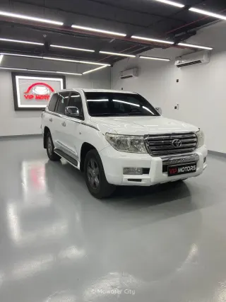 تويوتا لاند كروزر VXR 2010 — Mawater City