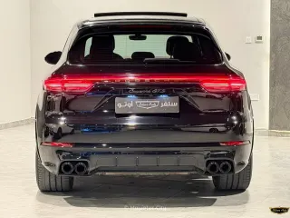 Porsche Cayenne 2022