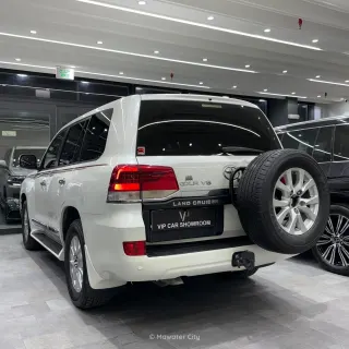 Toyota Land Cruiser GXR 2016 — Mawater City
