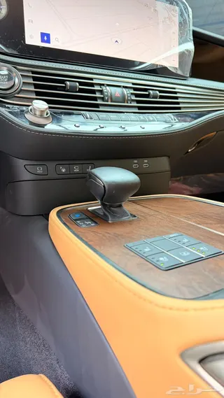 لكزس LS 500 2024