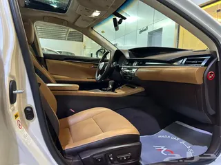 Lexus ES 2016