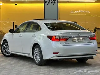 Lexus ES 2016