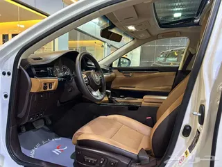 Lexus ES 2016