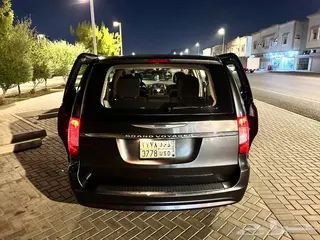 كرايسلر Grand Voyager 2016