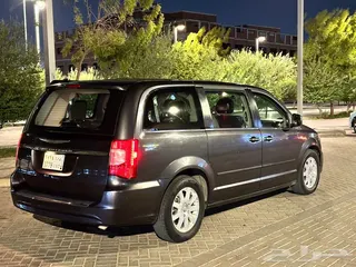 كرايسلر Grand Voyager 2016
