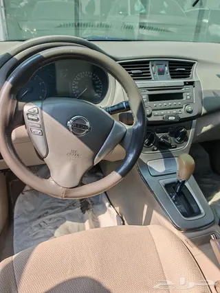 Nissan Tiida 2014