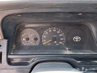 تويوتا هايس 2004
