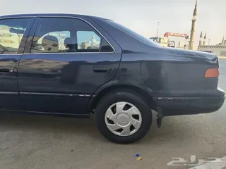 تويوتا كامري 2000
