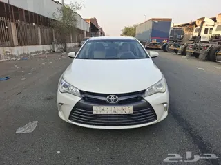 Toyota Camry 2016
