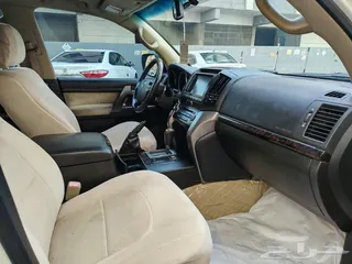 تويوتا لاند كروزر VXR 2009