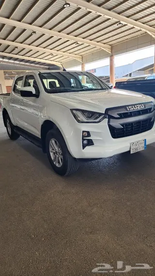 إيسوزو ديماكس 2023