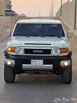 تويوتا FJ Cruiser 2022