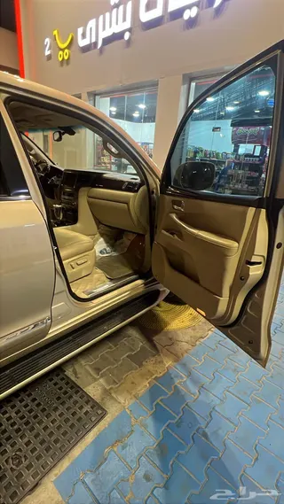 لكزس LX 570 2010