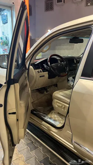 لكزس LX 570 2010
