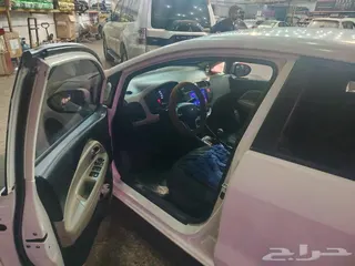 كيا ريو 2015