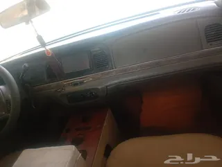 Ford Crown Victoria 2000
