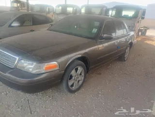 Ford Crown Victoria 2000