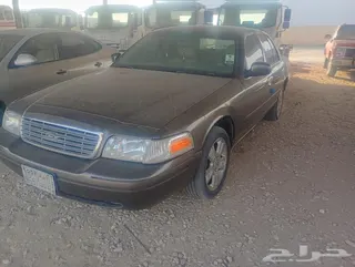 Ford Crown Victoria 2000