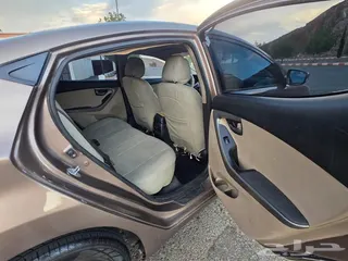 Hyundai Elantra 2015 — Haraj