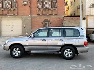 Toyota Land Cruiser 2001