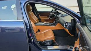 جاكوار Xj, 2013