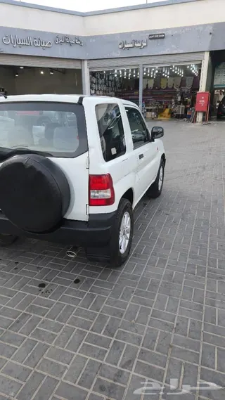 ميتسوبيشي باجيرو 2001