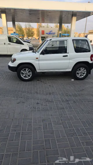 ميتسوبيشي باجيرو 2001