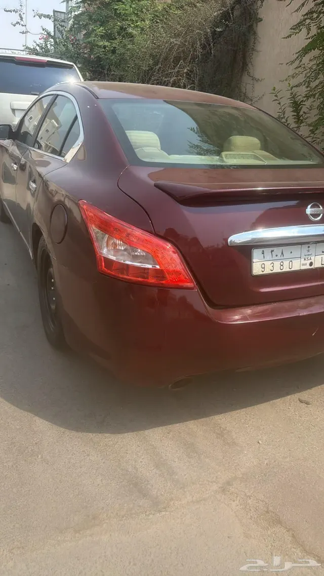 Nissan Maxima 2011