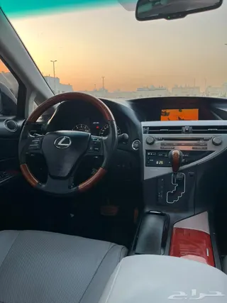 لكزس RX 2011