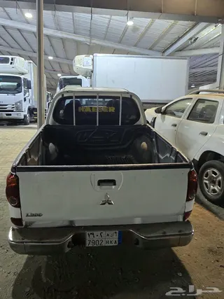 ميتسوبيشي L200 2011