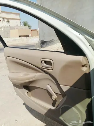 نيسان صني 2006 — Haraj