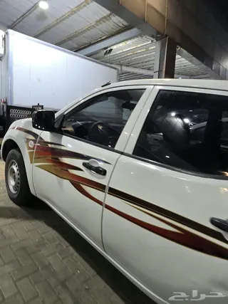 ميتسوبيشي L200 2011