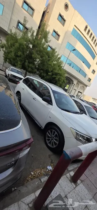 نيسان باثفايندر 2013 — Haraj