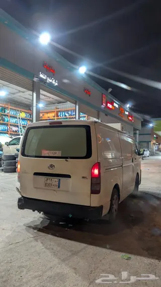 Toyota Hiace 2016