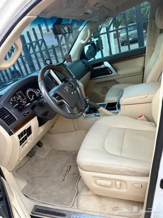 تويوتا لاند كروزر VXR 2016