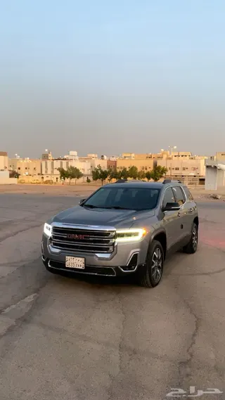 جي إم سي اكاديا 2023