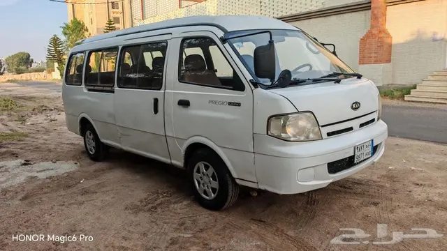 Hyundai H1 2010