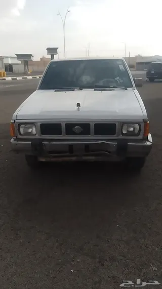 نيسان Datsun 1991
