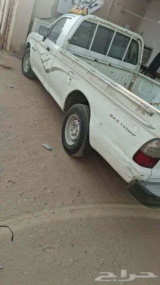 ميتسوبيشي L200 2001