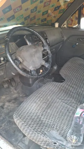 ميتسوبيشي L200 2001